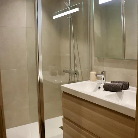 Sublime St Tropez 3 Bedrooms Pool Apartment